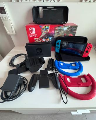 Nintendo switch con accessori e sd da 256gb