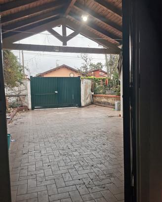appartamento indipendente con giardino e cortile 