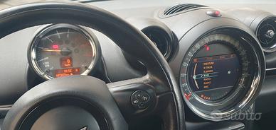 mini countryman  1,6 ,2015 .  150000 km