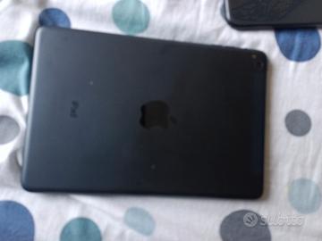 i phone xr e iPad mini + scatola 