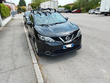 Nissan Qashqai 1.5 Dci colore nero 2016