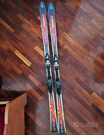 Sci Völkl Carver 180 cm con attacchi Marker