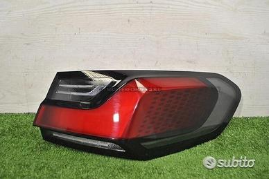 BMW serie 2 U06 8494360 Fanale LED destro