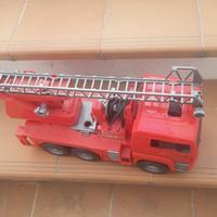 Camion pompieri Bruder