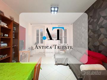 Piazza vico - ampio quadrilocale ristrutturato