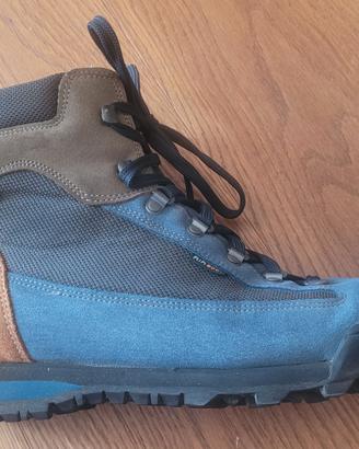 Scarponi Aku trekking escursionismo tg.45