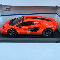 Lamborghini Countach 2021 1:18 Maisto 1/18