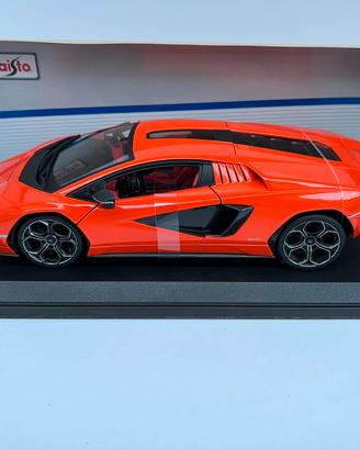 Lamborghini Countach 2021 1:18 Maisto 1/18