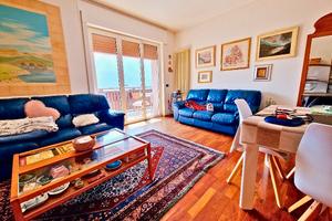 Ampio e luminoso attico