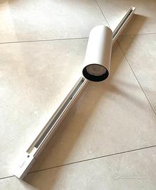 lampada faretto led con binario alimentato