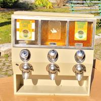 DISTRIBUTORE CAFFE' CHICCHI