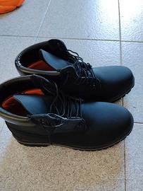 Stivali Timberland neri praticamente nuovi