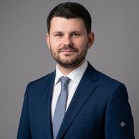PULIZIE: SCALE, TRENI, UFFICI, BAR, ECC