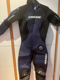 Muta sub acquea Cressi