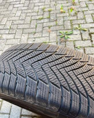 Gomme auto poco usate