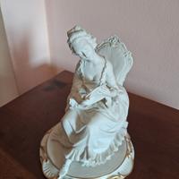 statuetta dama