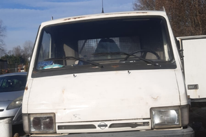 Nissan tradde 2.8 ribaltabile 3 late