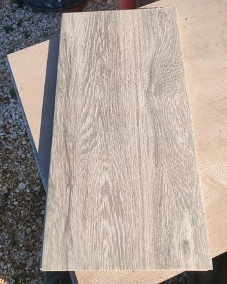 piastrelle effetto legno 