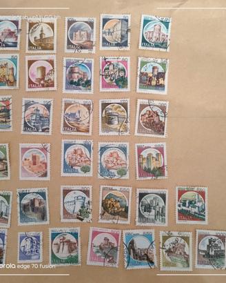 35 francobolli italiani usati serie castelli