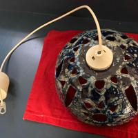 Lampadario in vetro traforato blu