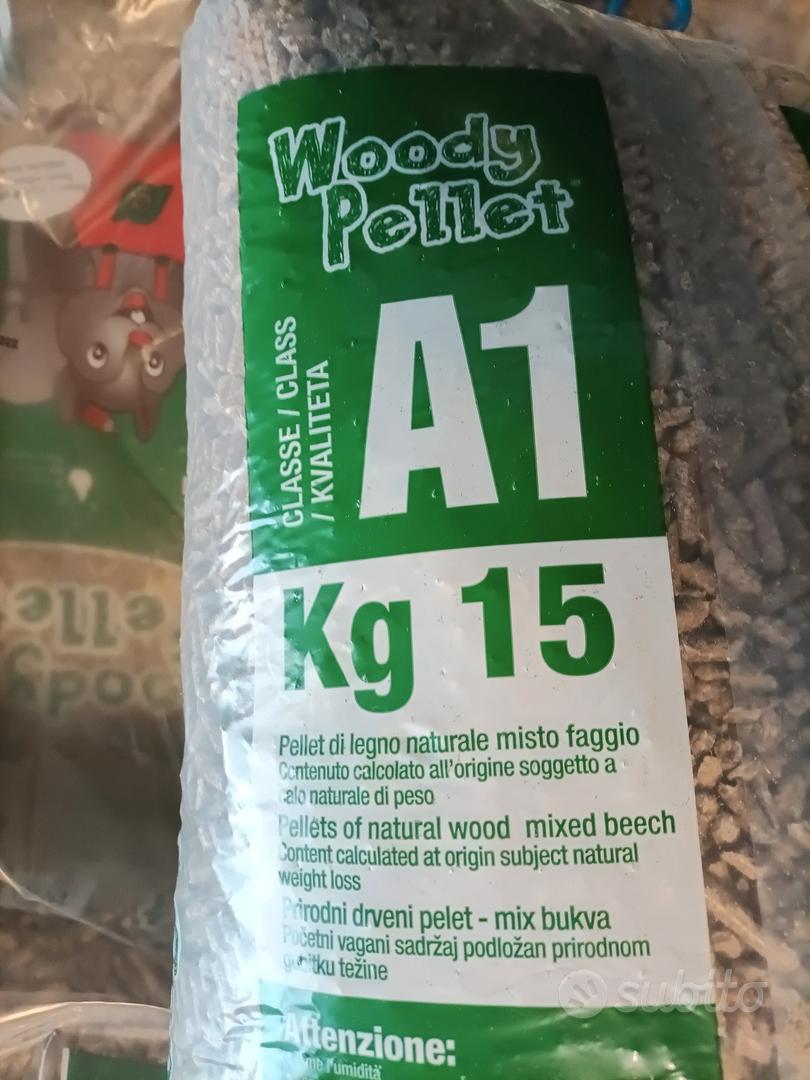 Pellet di faggio cat A1 in sacchi da 15kg - Giardino e Fai da te In vendita  a Treviso