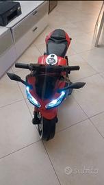 Moto elettrica per bambini