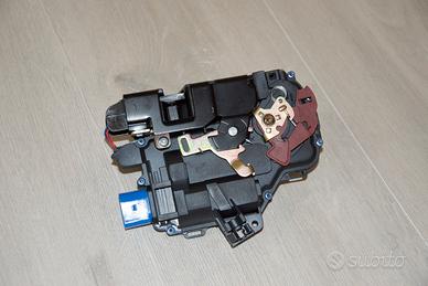 Serratura Porta per WV, Skoda, SEAT, Ant. Sx