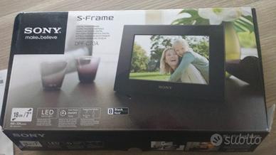 visualizzatore cornice digitale per foto Sony 