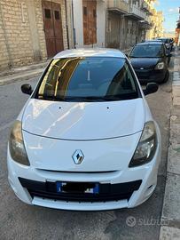 Renault clio 2010