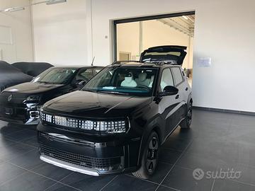 Fiat Grande Panda hybrid 1.2 allestimento La Prima