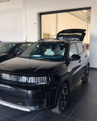 Fiat Grande Panda hybrid 1.2 allestimento La Prima