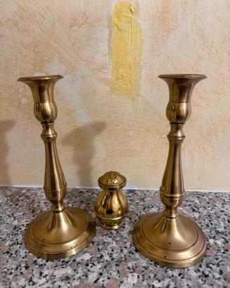 Coppia candelabri in ottone antichi