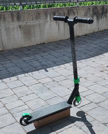 monopattino  Oxelo Decathlon  nero  verde