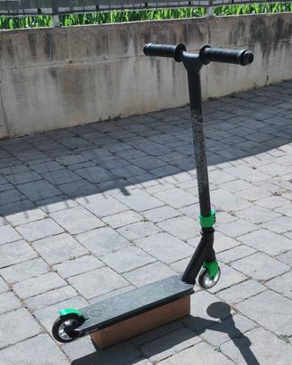 monopattino  Oxelo Decathlon  nero  verde