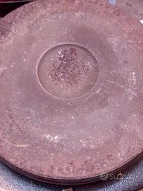 Piastra elettrica e boccioni da 5 litri.