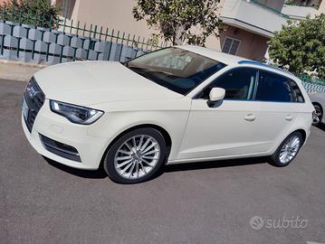 Audi A3 Sportback 1.6  tdi  110 cv