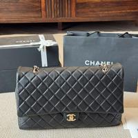 Borsa a tracolla maxi Chanel CF in pelle di agnell
