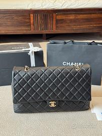 Borsa a tracolla maxi Chanel CF in pelle di agnell