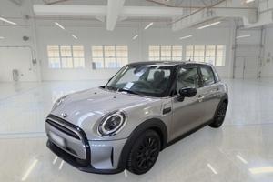 MINI COOPER CLASSIC AUTO 5 PORTE BERLINA
