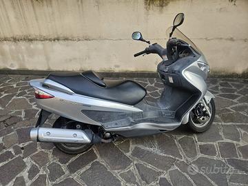 suzuki burgman