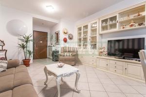 3 LOCALI IN PALAZZINA RECENTE CON BOX DOPPIO!