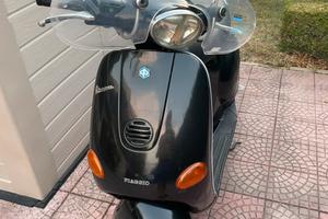Piaggio Vespa ET4 125