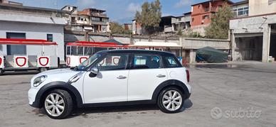 MINI COOPER D COUNTRY MAN