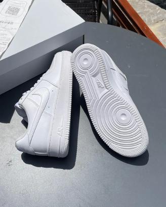 Nike Air Force 1 bianche 37.5