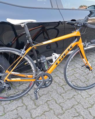 trek domane taglia 52