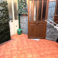 2 vani con entrata semi indipendente e terrazzo