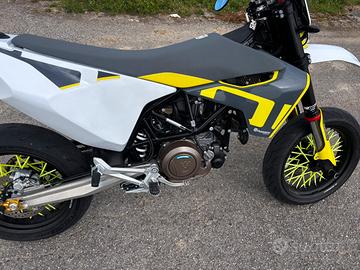 Husqvarna 701 sm 2020