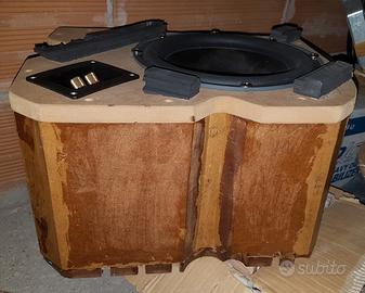 Subwoofer su misura per BMW 320d Touring