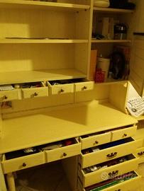 Scrivania in frassino