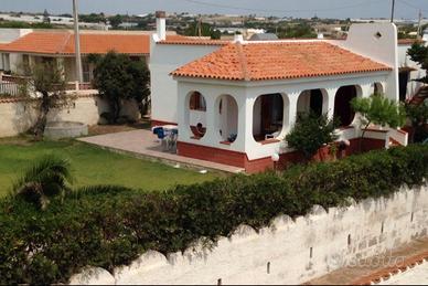 Villa indipendente,costa dell'ambra,Pachino,Sicily